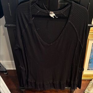 We The Free Women's Black V-Neck Top